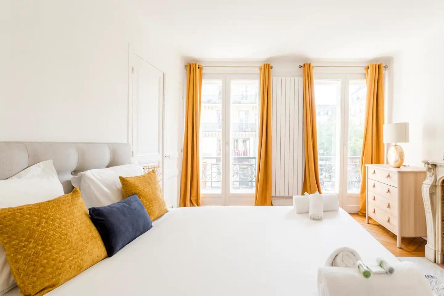 8P - 3Br Le Marais Spacious - Central - Historic Apt Paris Exterior photo