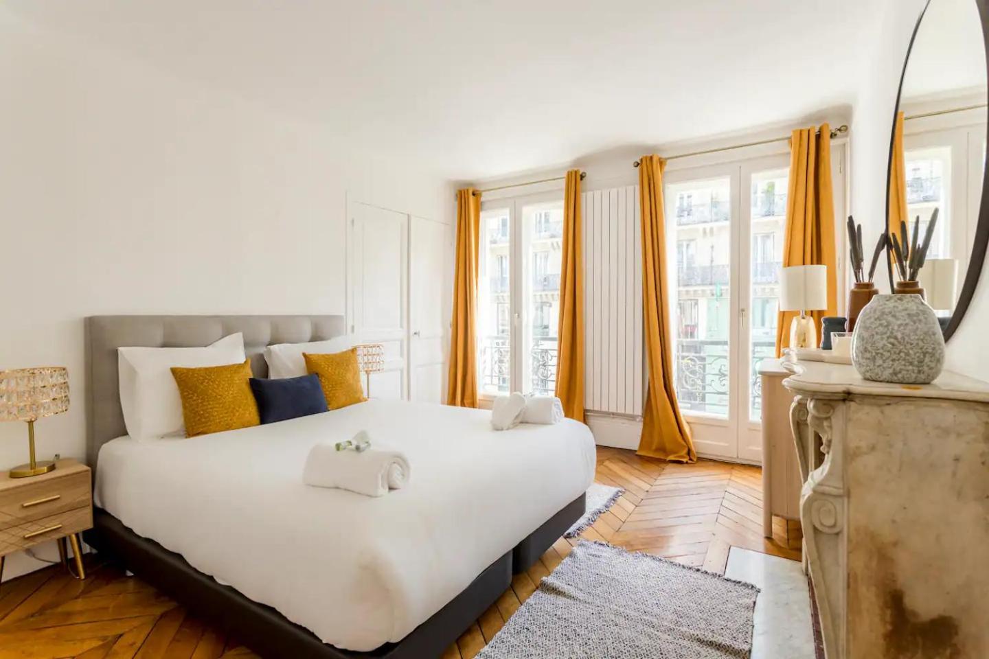 8P - 3Br Le Marais Spacious - Central - Historic Apt Paris Exterior photo